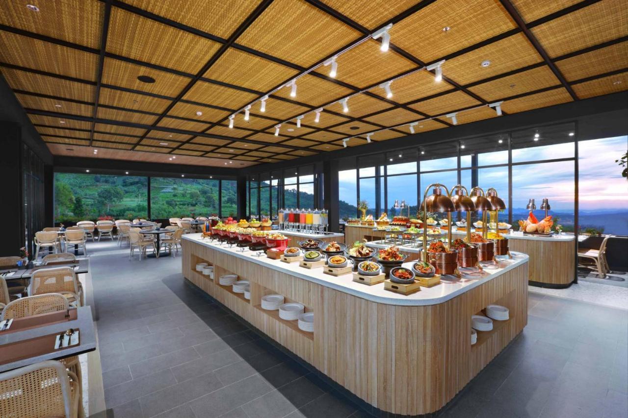 Hotel Grand Aston Puncak & 5*
