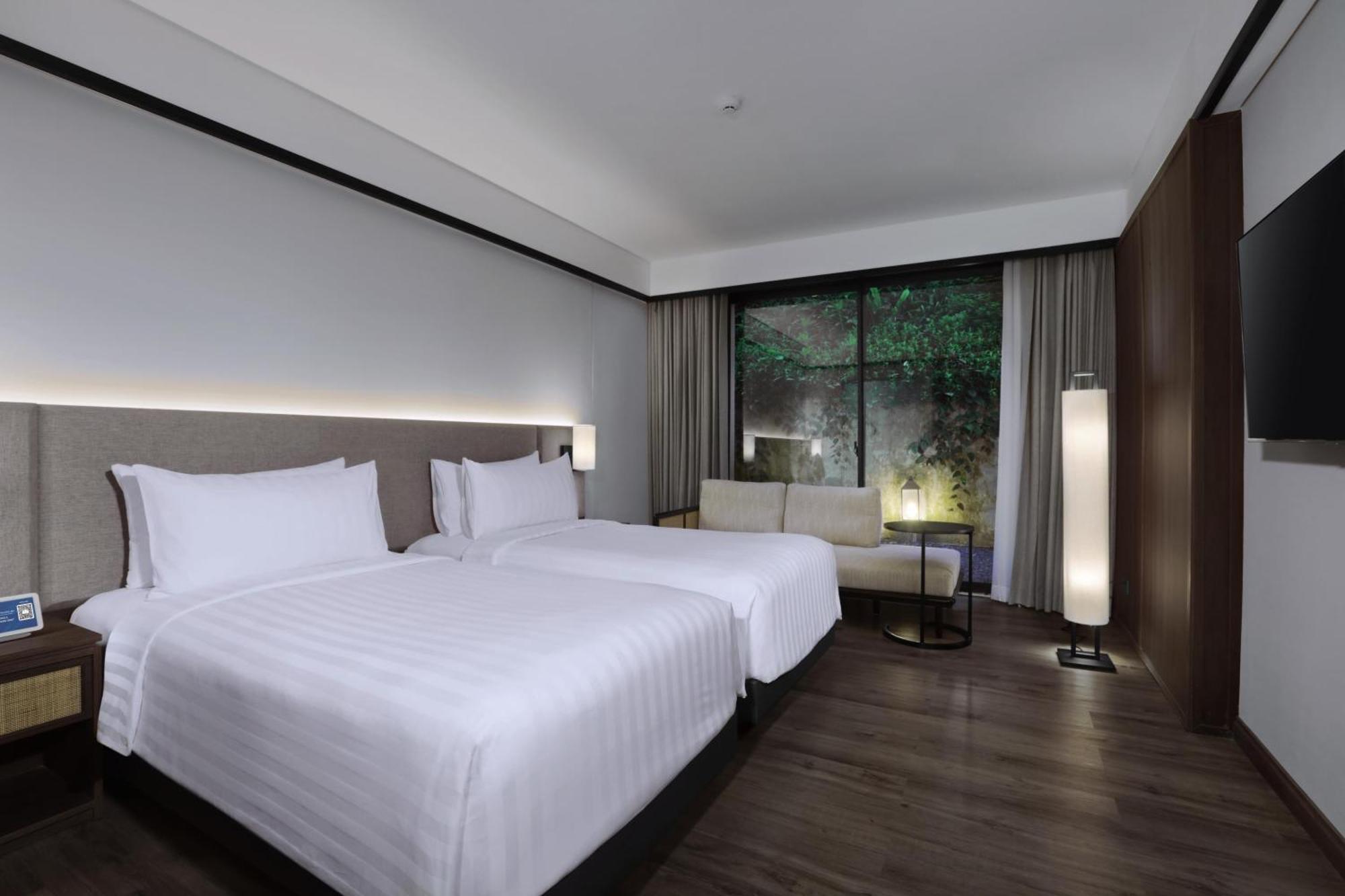 Grand Aston Puncak &