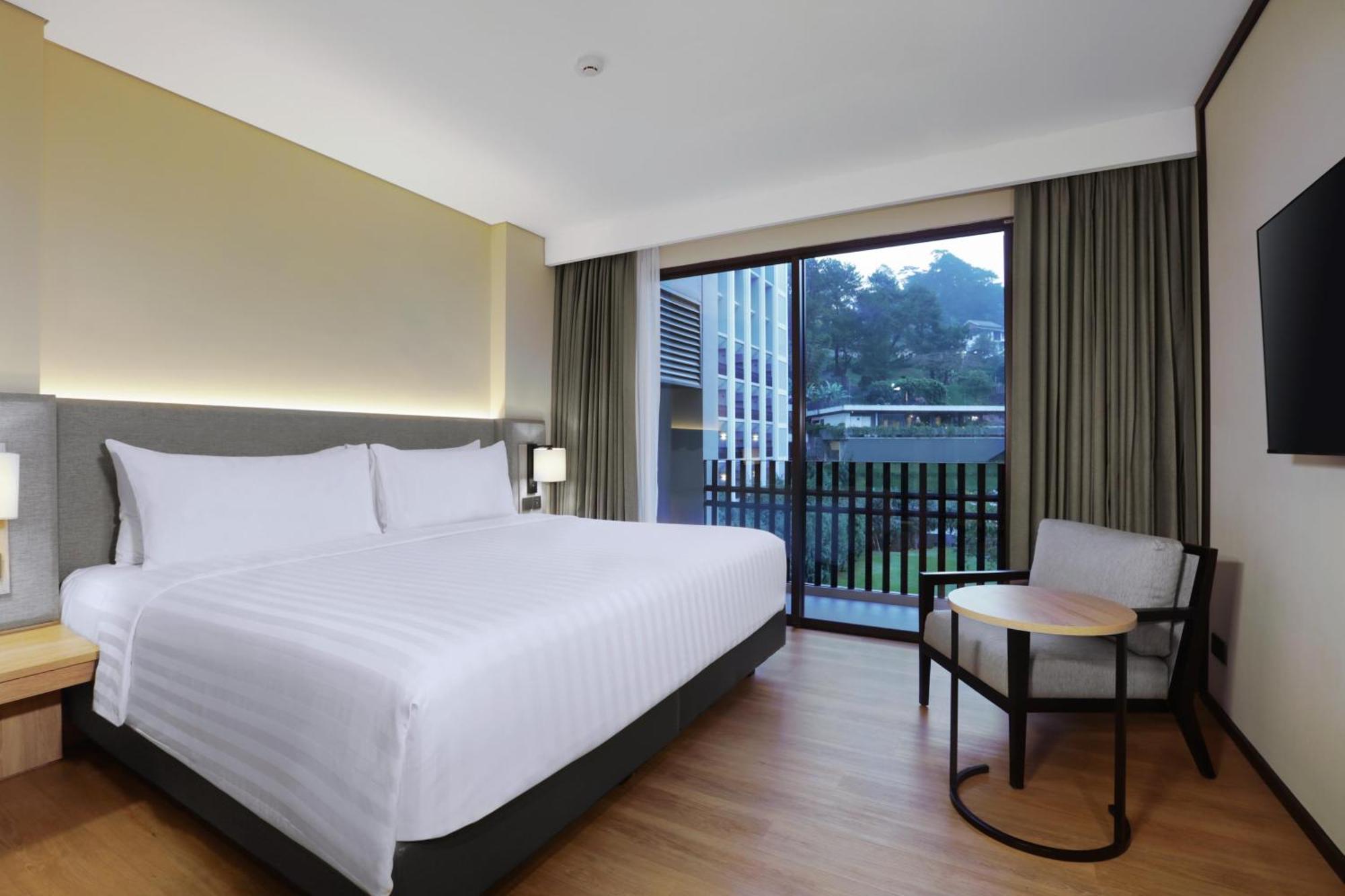 Hotel Grand Aston Puncak & 5*